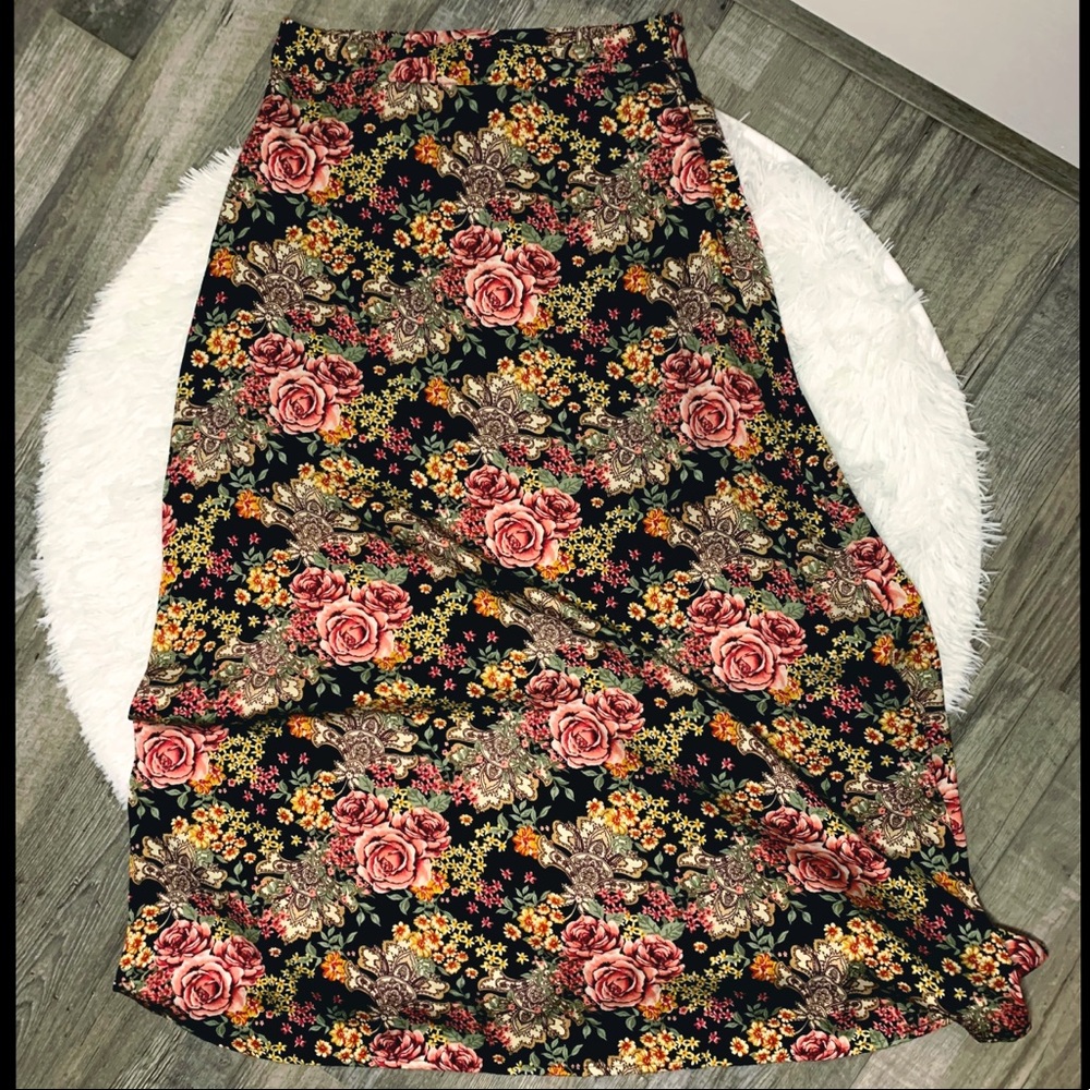 Forever 21 Satin Maxi Floral Skirt